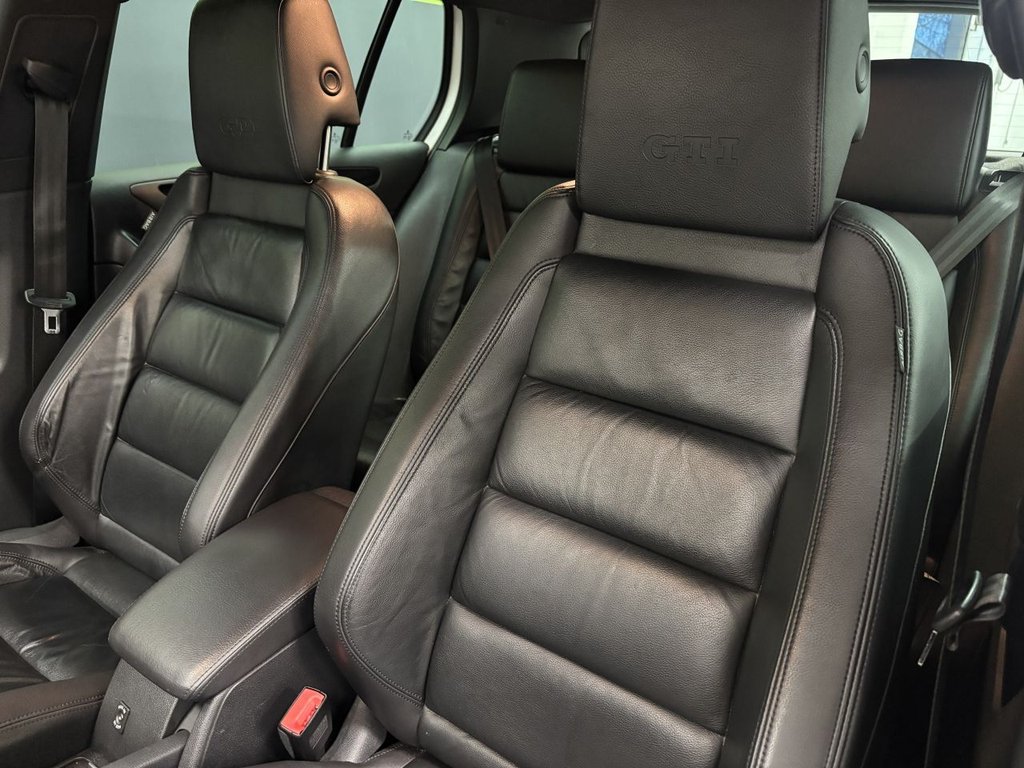 Used Volkswagen Golf 2012 for sale - 77477492: Photo 33