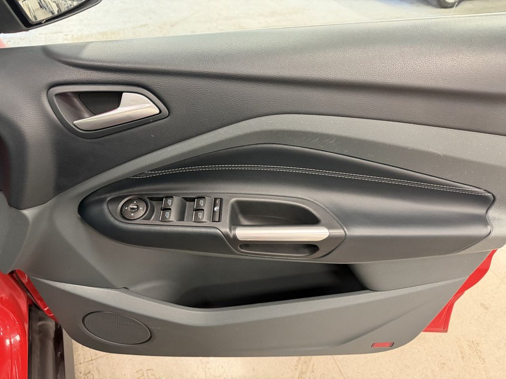 Used Ford C-Max 2014 for sale - 78200919: Photo 14