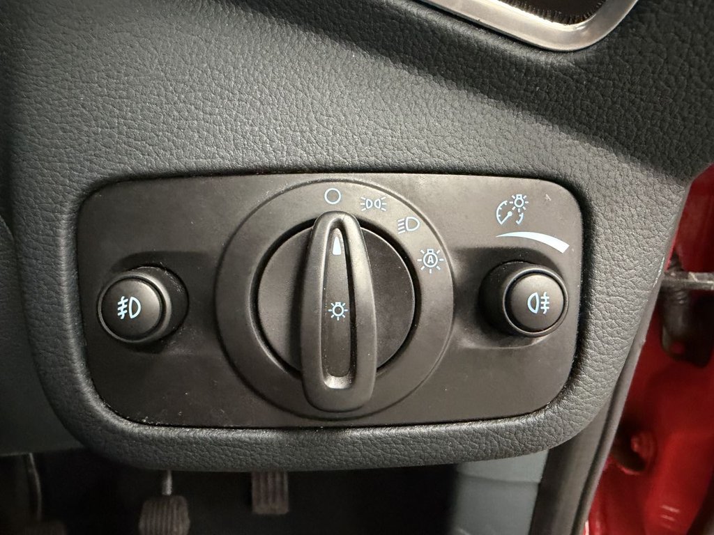 Used Ford C-Max 2014 for sale - 78200919: Photo 16