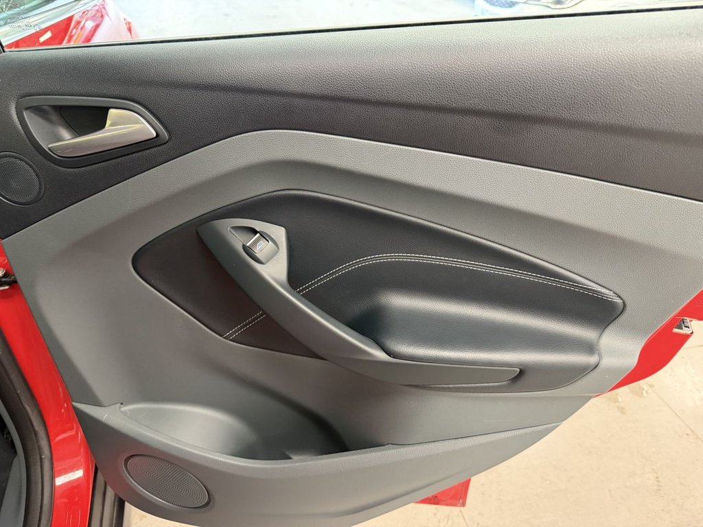 Used Ford C-Max 2014 for sale - 78200919: Photo 34