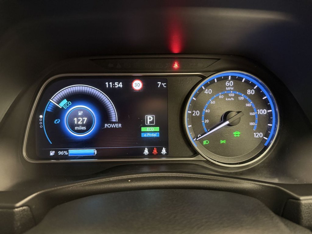 Used Nissan Leaf 2018 for sale - 77891189: Photo 17