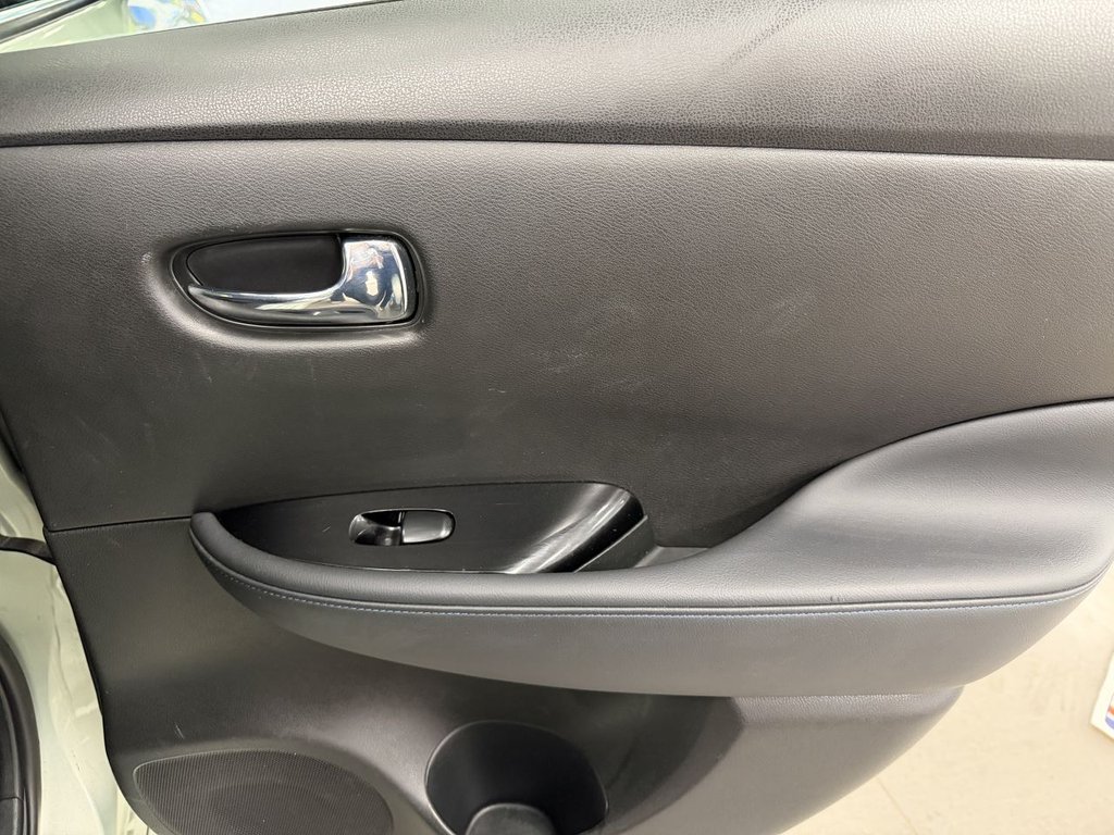 Used Nissan Leaf 2018 for sale - 77891189: Photo 32