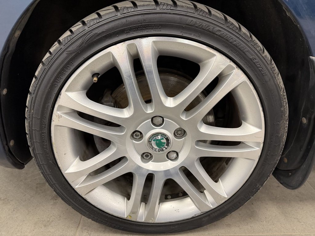 Used Skoda Superb 2013 for sale - 77891177: Photo 41