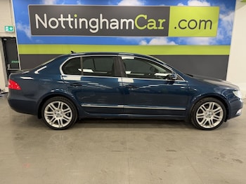 Used Skoda Superb 2013 for sale - 77891177: Photo