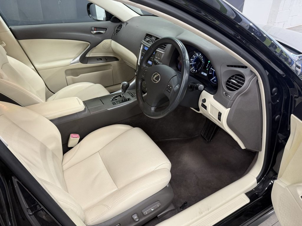 Used Lexus IS 2011 for sale - 76385838: Photo 15