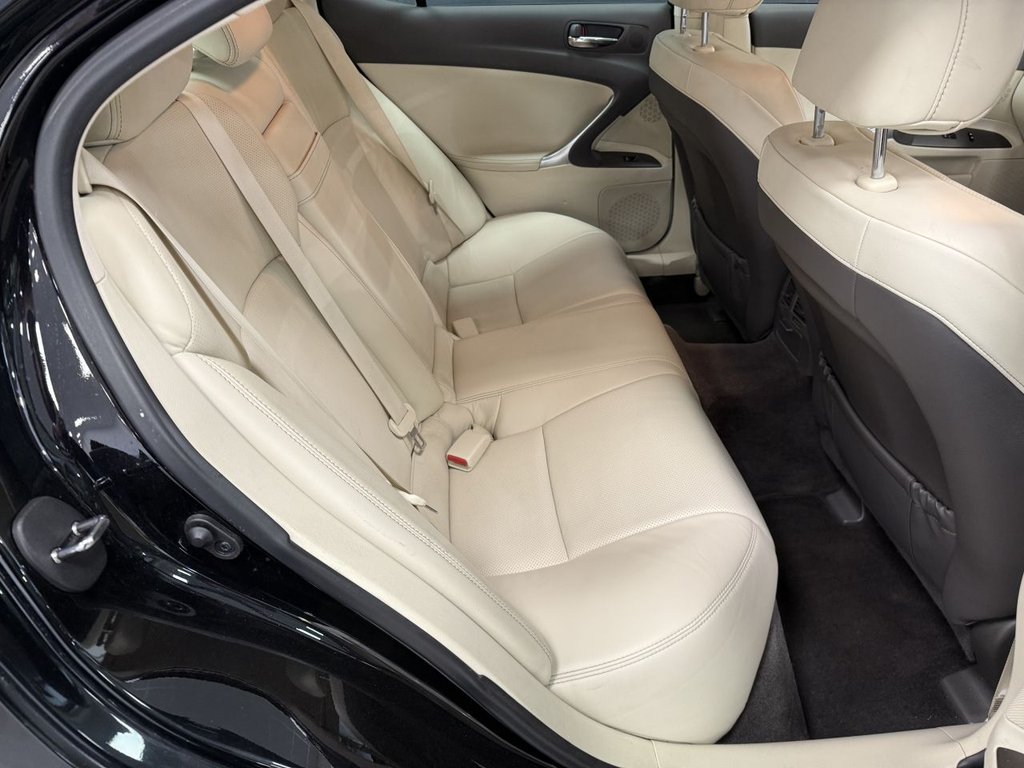 Used Lexus IS 2011 for sale - 76385838: Photo 35