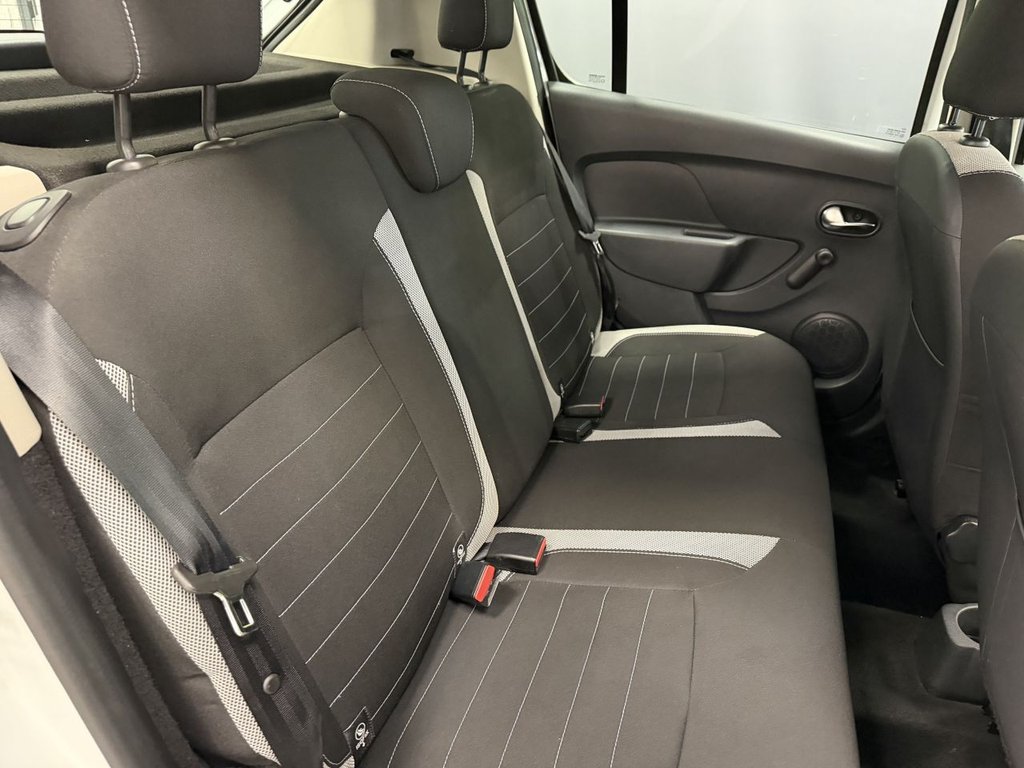 Used Dacia Sandero Stepway 2017 for sale - 78200300: Photo 28