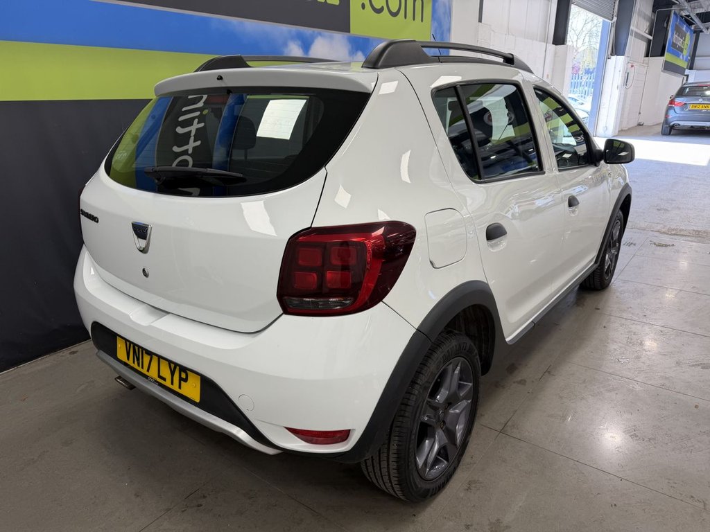 Used Dacia Sandero Stepway 2017 for sale - 78200300: Photo 5