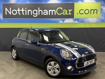 Used MINI Hatch 2017 for sale - 76520353: Photo