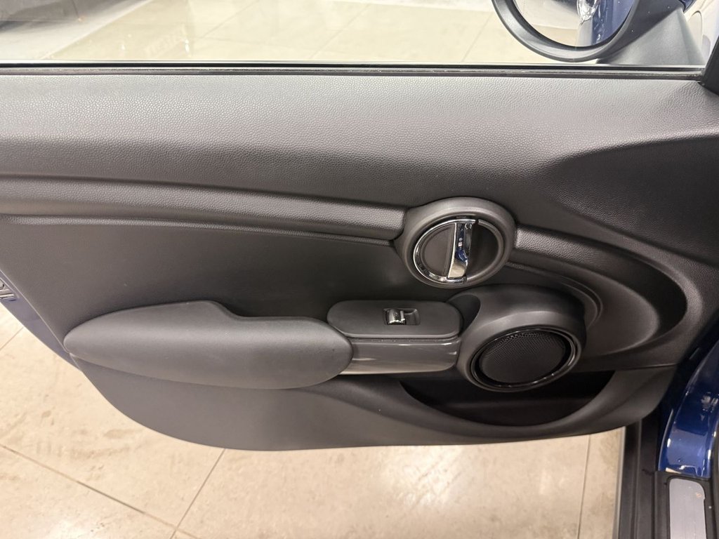 Used MINI Hatch 2017 for sale - 76520353: Photo 32