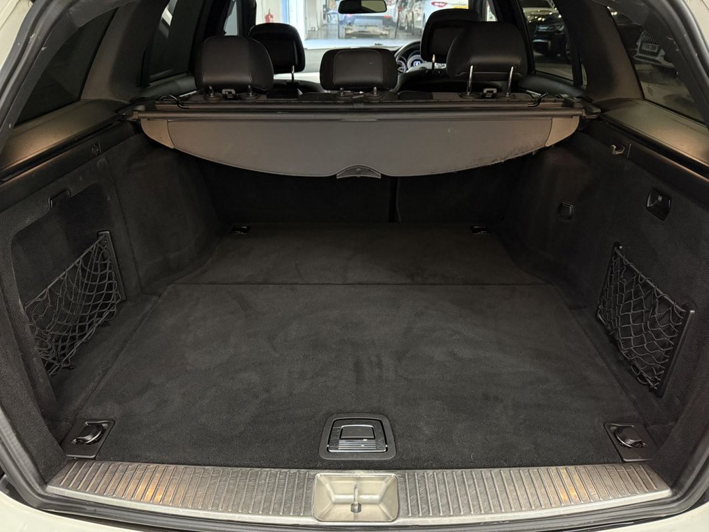 Used Mercedes-Benz C Class 2012 for sale - 76313243: Photo 11