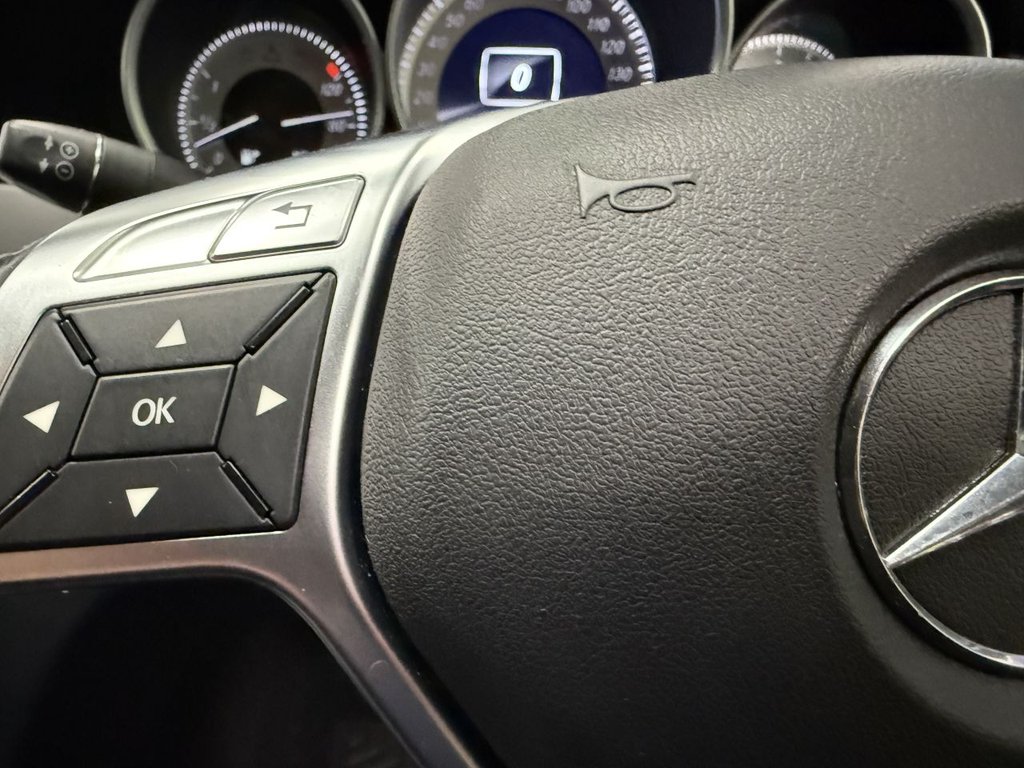Used Mercedes-Benz C Class 2012 for sale - 76313243: Photo 19