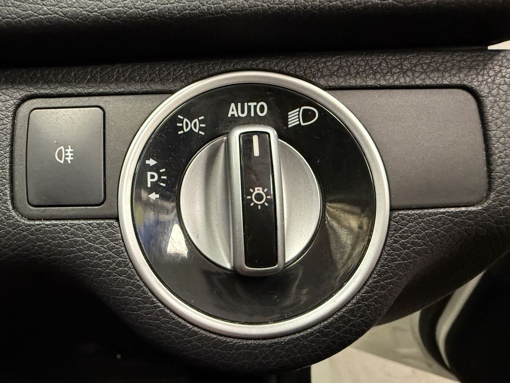 Used Mercedes-Benz C Class 2012 for sale - 76313243: Photo 34