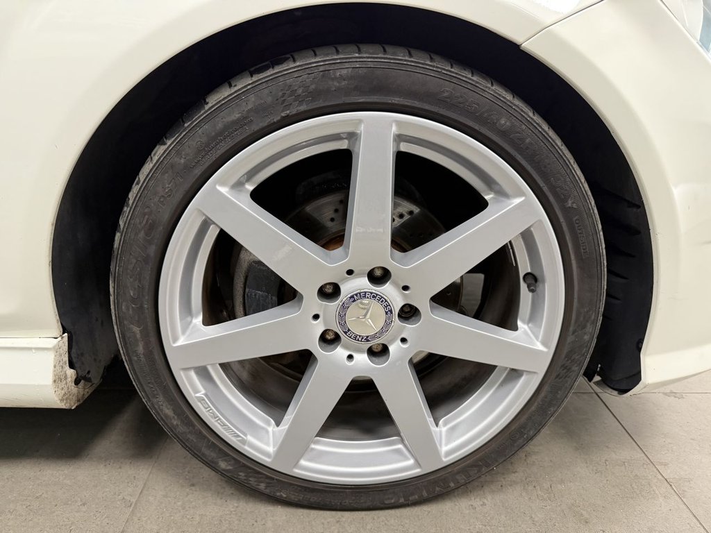 Used Mercedes-Benz C Class 2012 for sale - 76313243: Photo 42