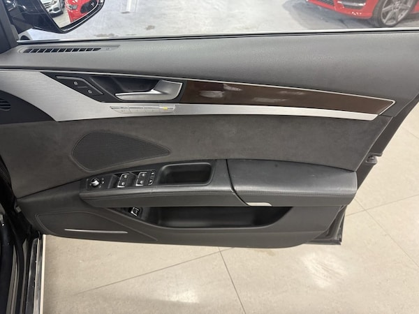 Used Audi A8 2016 for sale - 76210541: Photo 13