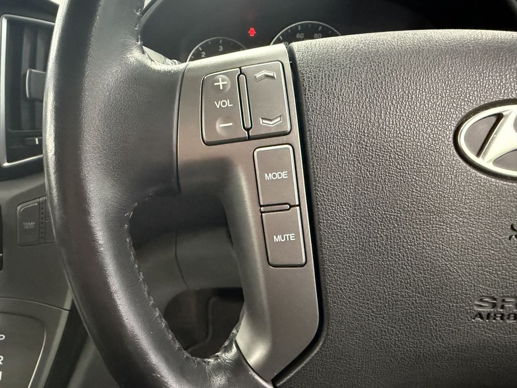 Used Hyundai i800 2016 for sale - 76569797: Photo 19