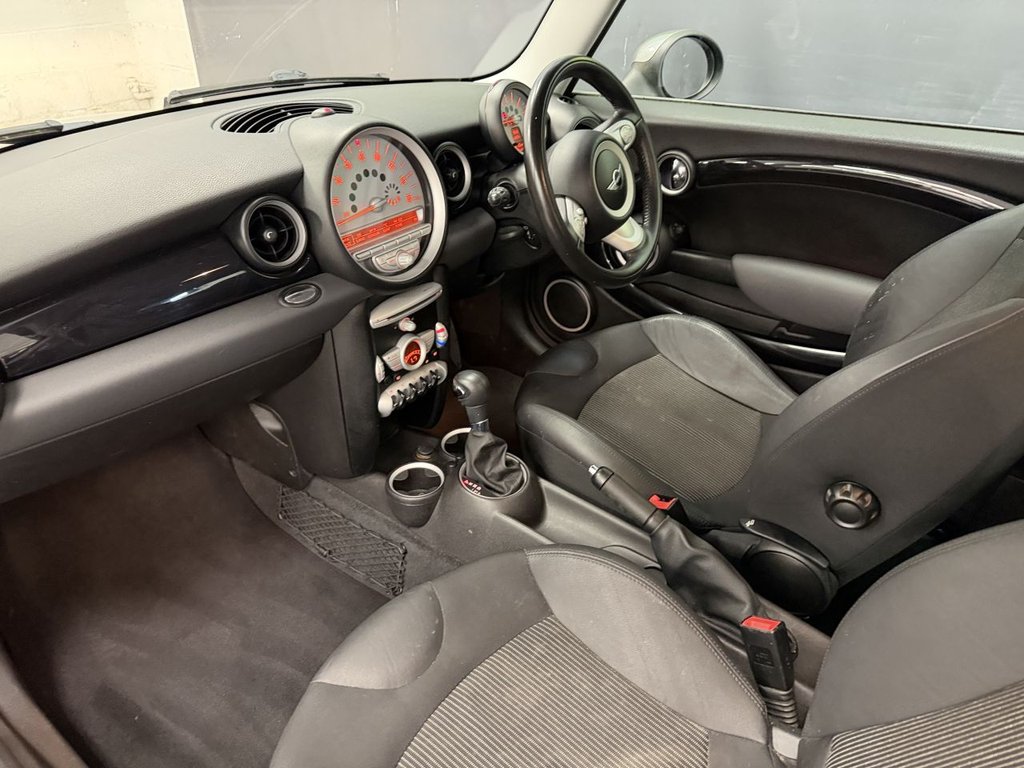 Used MINI Hatch 2010 for sale - 78167242: Photo 28