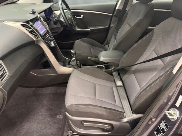 Used Hyundai i30 2016 for sale - 76235608: Photo 30