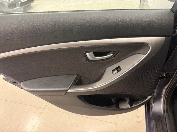 Used Hyundai i30 2016 for sale - 76235608: Photo 36