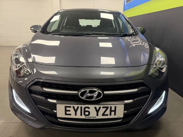Used Hyundai i30 2016 for sale - 76235608: Photo 8