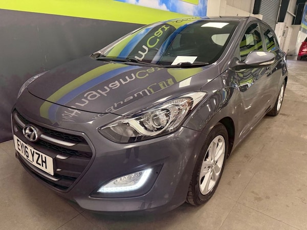 Used Hyundai i30 2016 for sale - 76235608: Photo 9