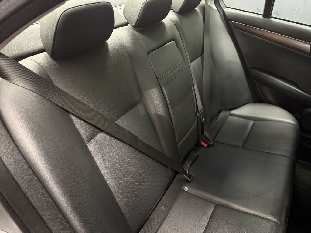 Used Mercedes-Benz C Class 2011 for sale - 76563341: Photo 40