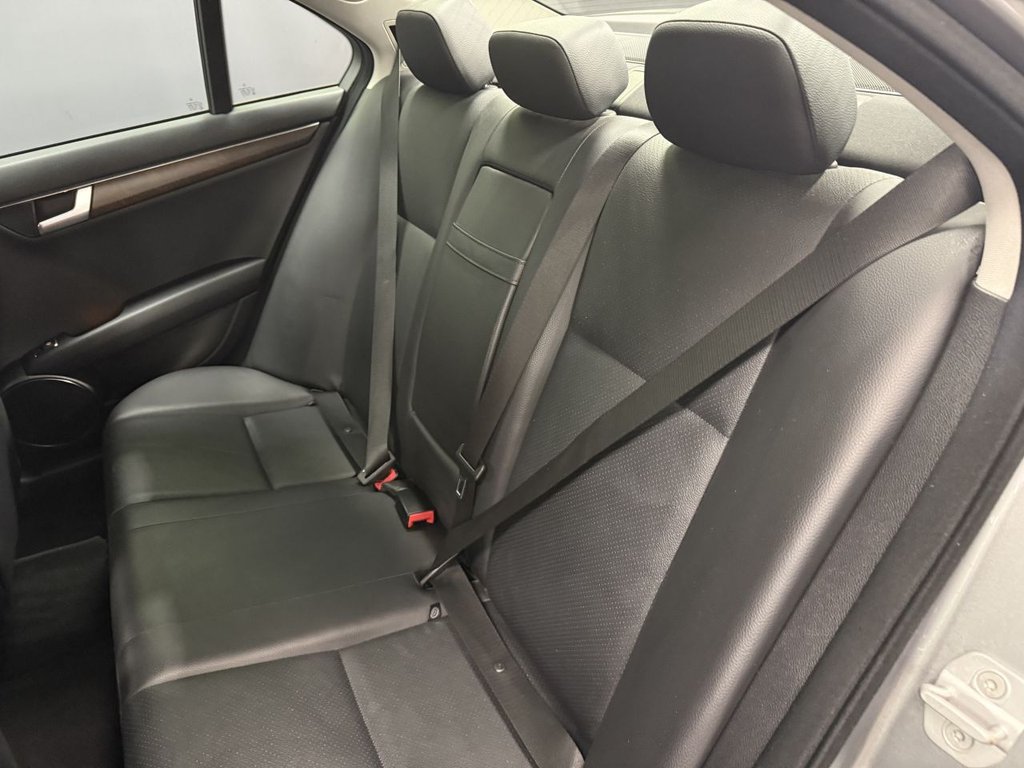 Used Mercedes-Benz C Class 2011 for sale - 76563341: Photo 42
