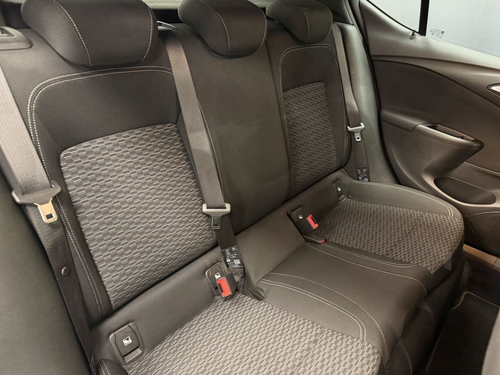 Used Vauxhall Astra 2018 for sale - 78082376: Photo 34