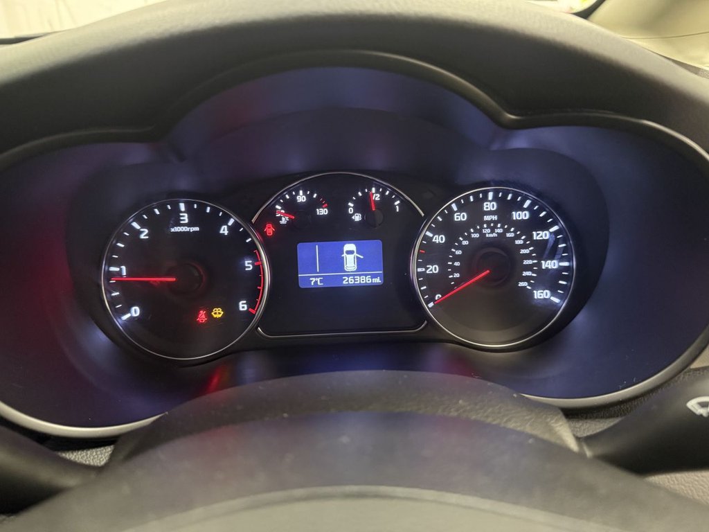 Used Kia Carens 2014 for sale - 76821069: Photo 23