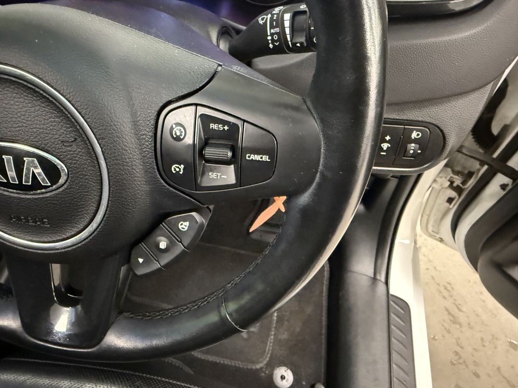 Used Kia Carens 2014 for sale - 76821069: Photo 24