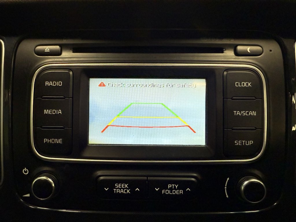 Used Kia Carens 2014 for sale - 76821069: Photo 27