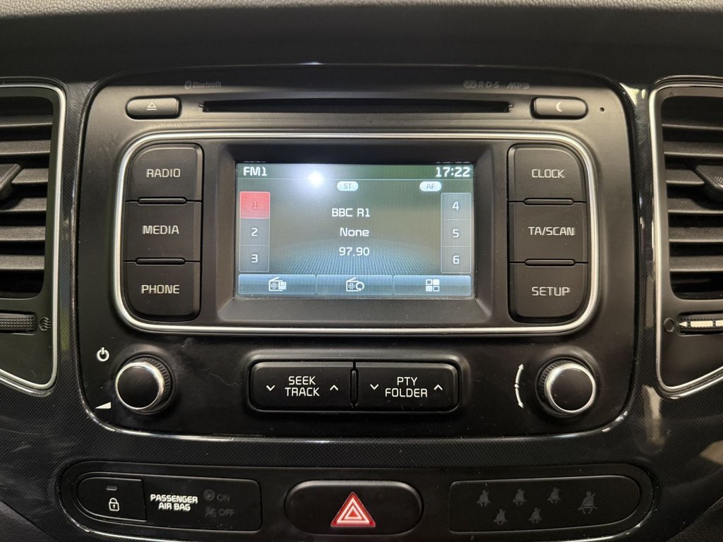 Used Kia Carens 2014 for sale - 76821069: Photo 28