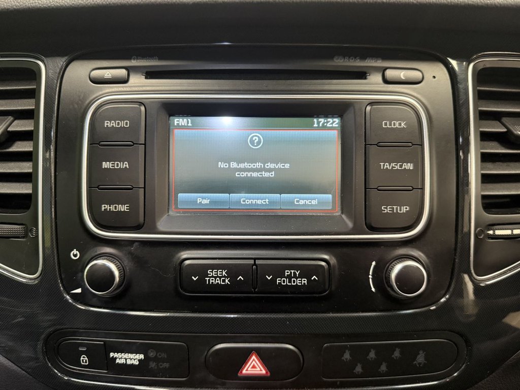 Used Kia Carens 2014 for sale - 76821069: Photo 30