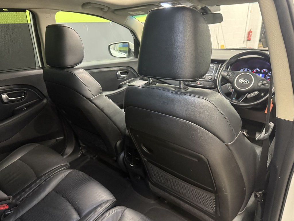 Used Kia Carens 2014 for sale - 76821069: Photo 40