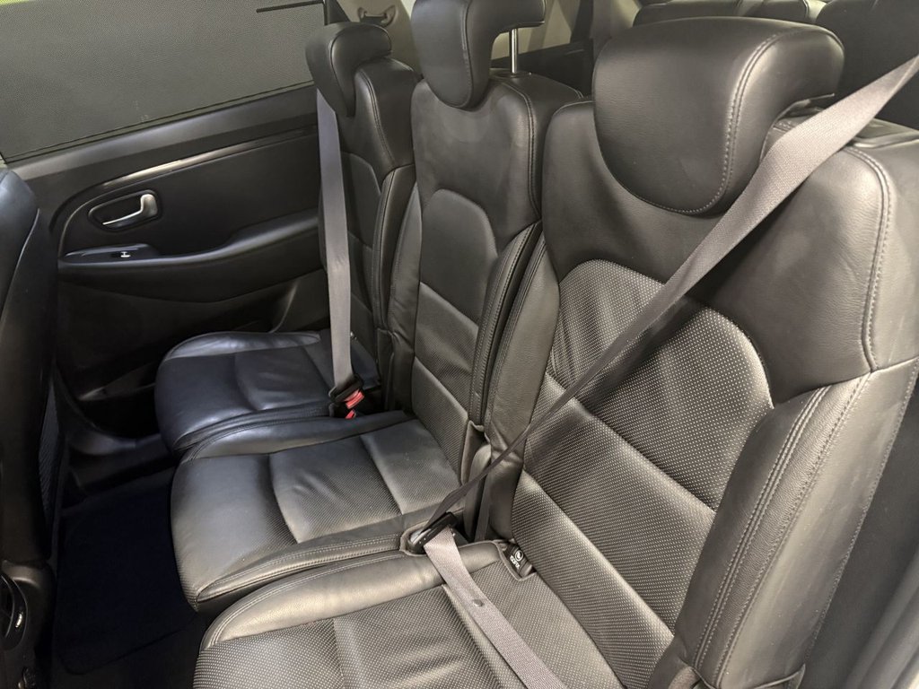 Used Kia Carens 2014 for sale - 76821069: Photo 44