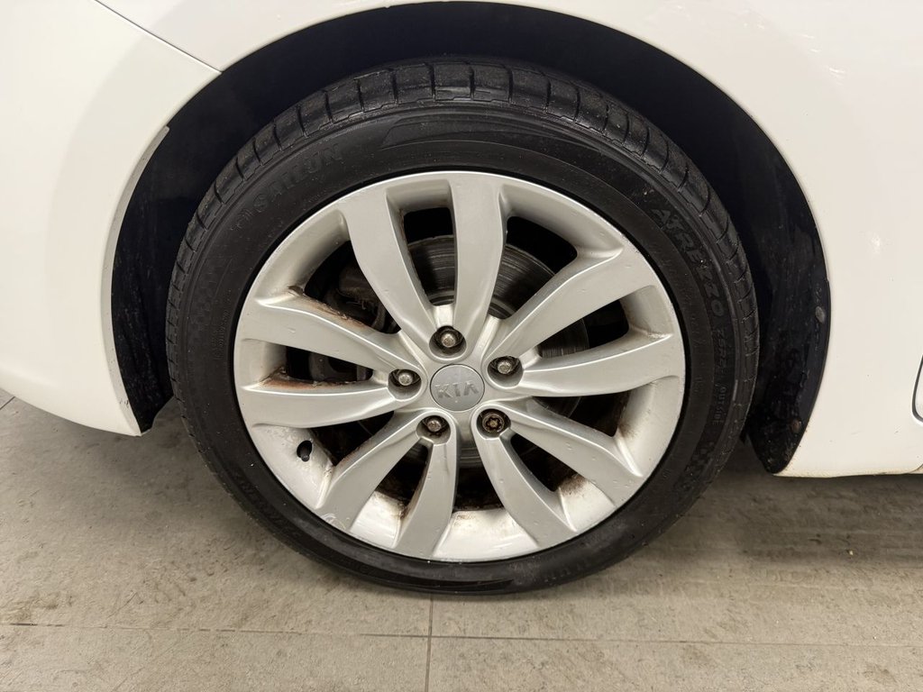 Used Kia Carens 2014 for sale - 76821069: Photo 46