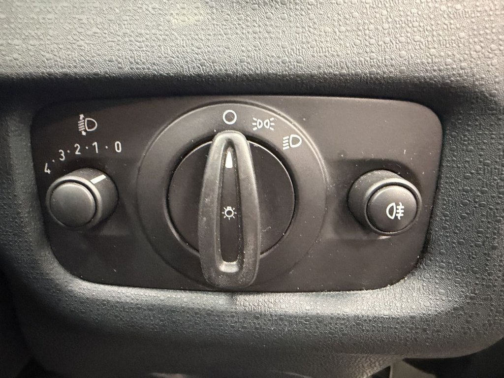 Used Ford Fiesta 2012 for sale - 78082594: Photo 16