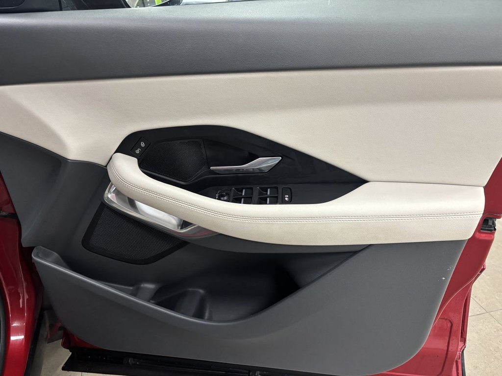 Used Jaguar E-Pace 2018 for sale - 77534494: Photo 13