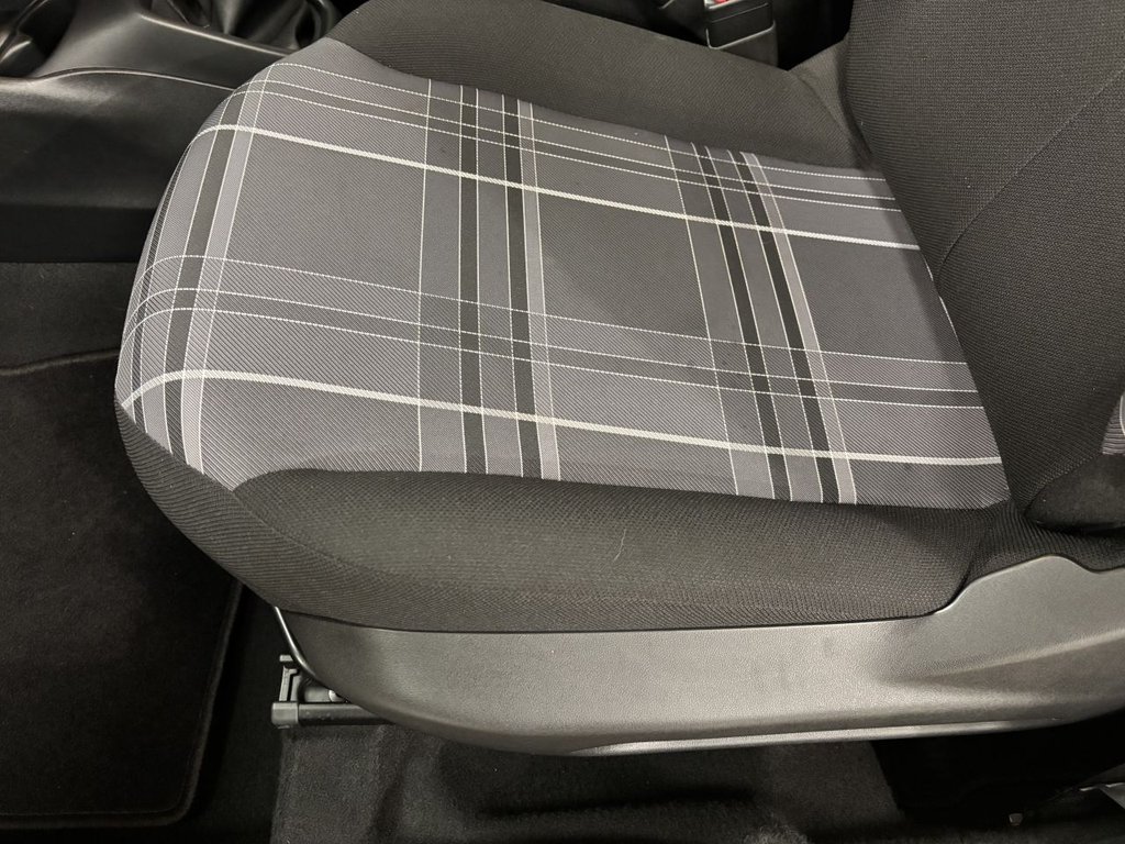 Used Peugeot 108 2016 for sale - 77477236: Photo 31