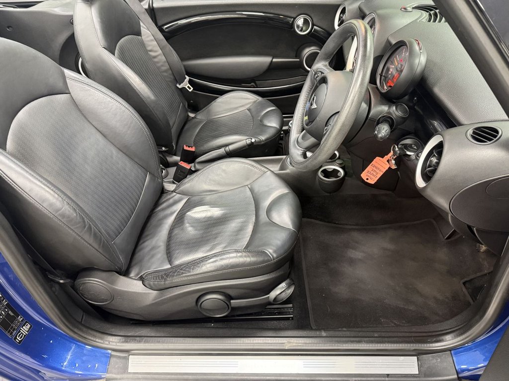 Used MINI Convertible 2014 for sale - 76798197: Photo 25