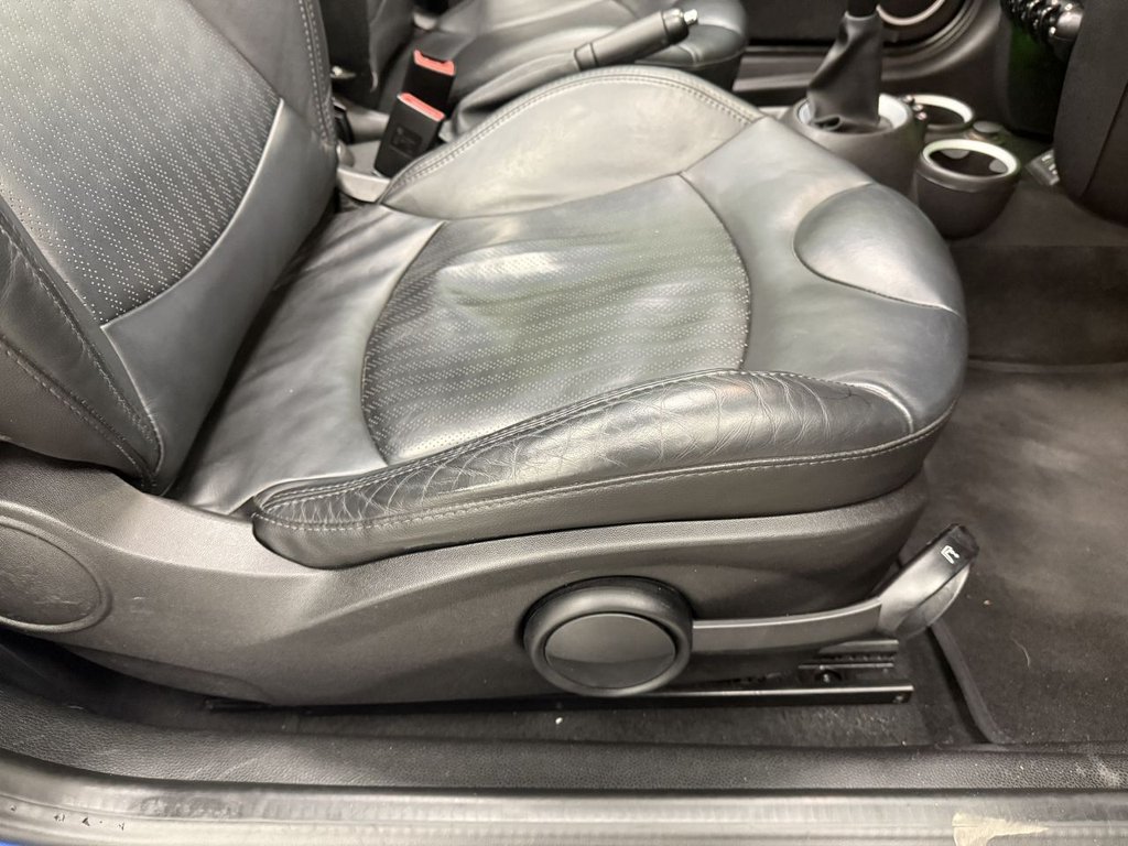 Used MINI Convertible 2014 for sale - 76798197: Photo 27