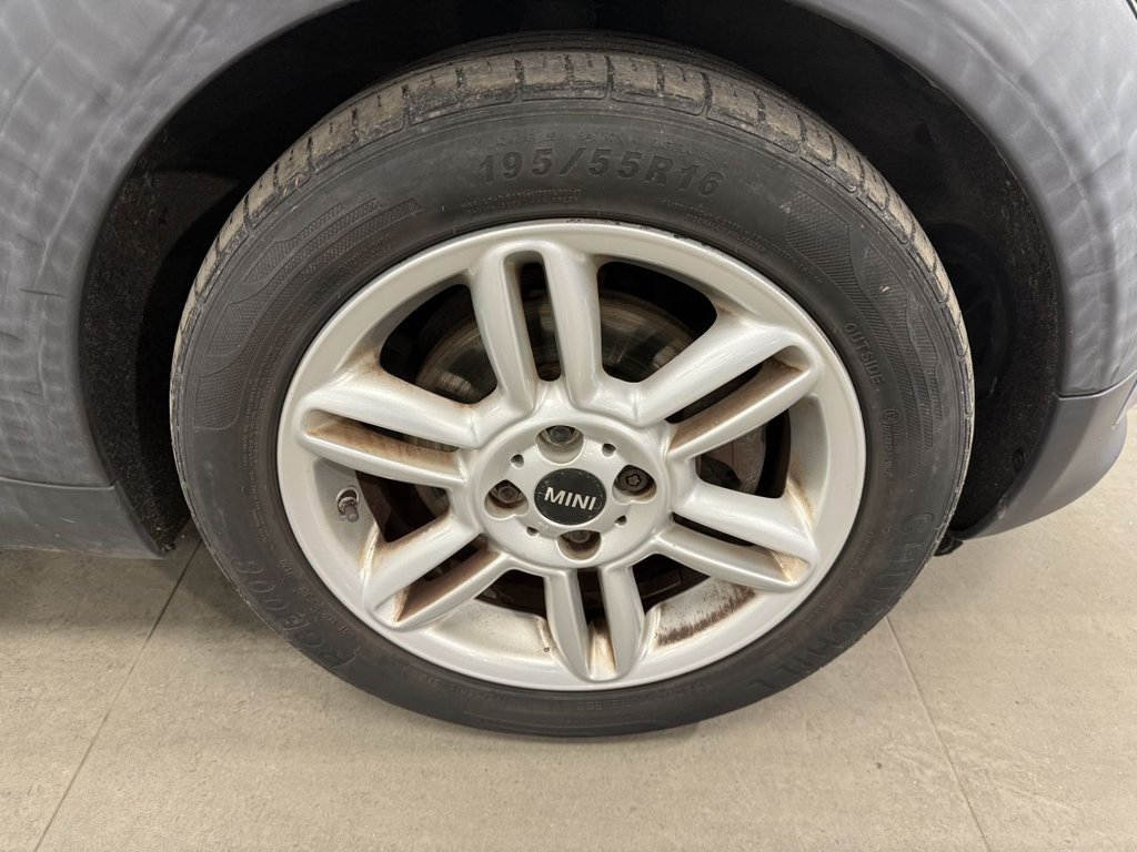 Used MINI Convertible 2014 for sale - 76798197: Photo 43