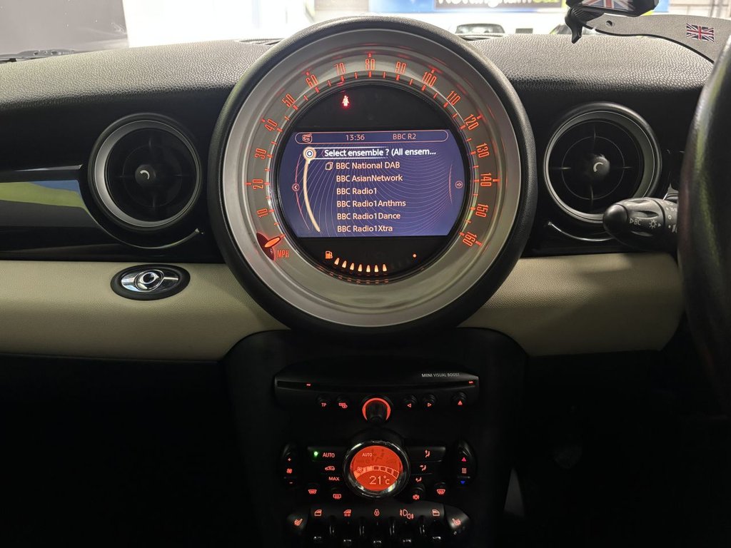 Used MINI Convertible 2010 for sale - 77436808: Photo 24