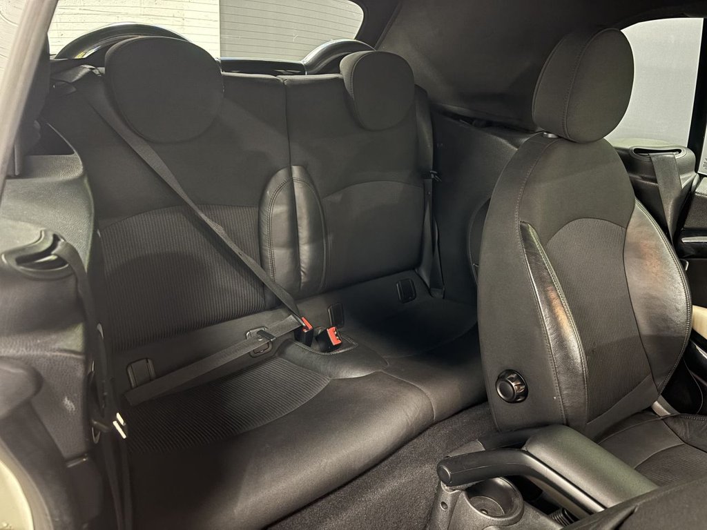 Used MINI Convertible 2010 for sale - 77436808: Photo 29