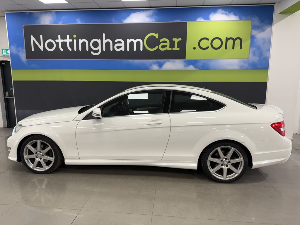 Used Mercedes-Benz C Class 2015 for sale - 76266616: Photo 11
