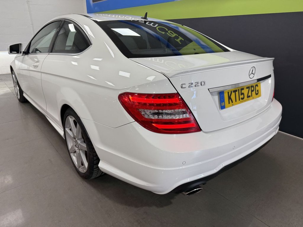 Used Mercedes-Benz C Class 2015 for sale - 76266616: Photo 12
