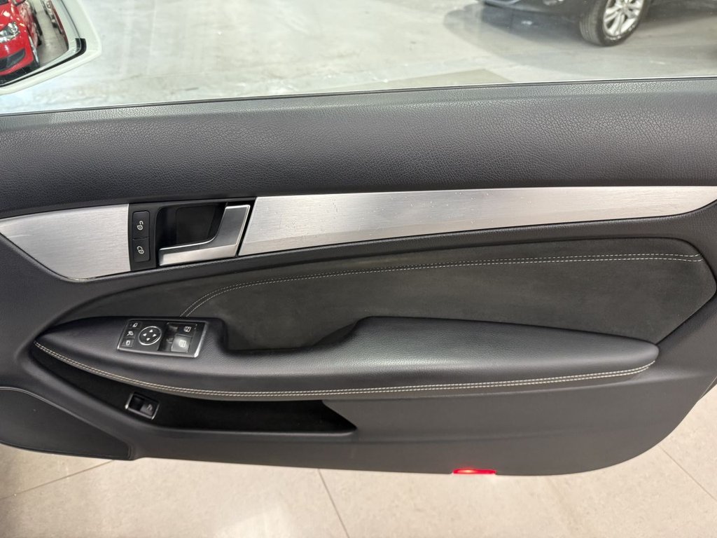 Used Mercedes-Benz C Class 2015 for sale - 76266616: Photo 15