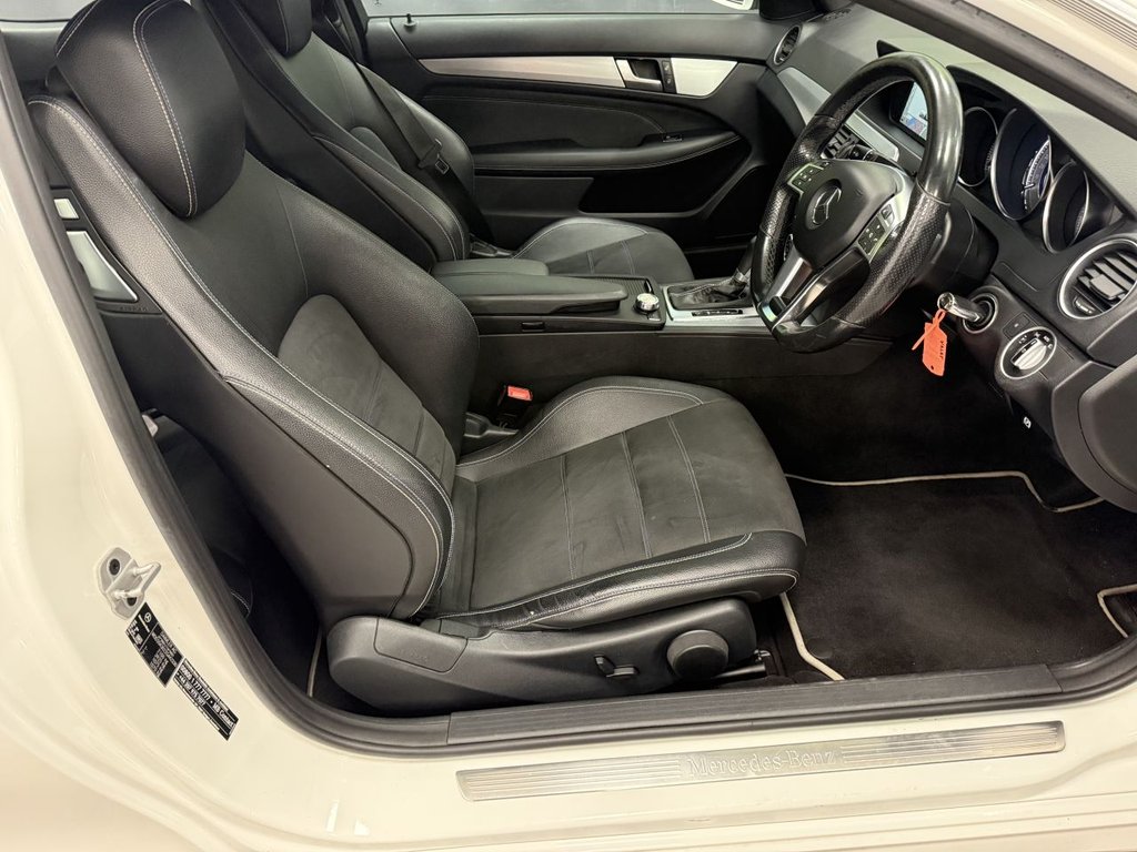 Used Mercedes-Benz C Class 2015 for sale - 76266616: Photo 17