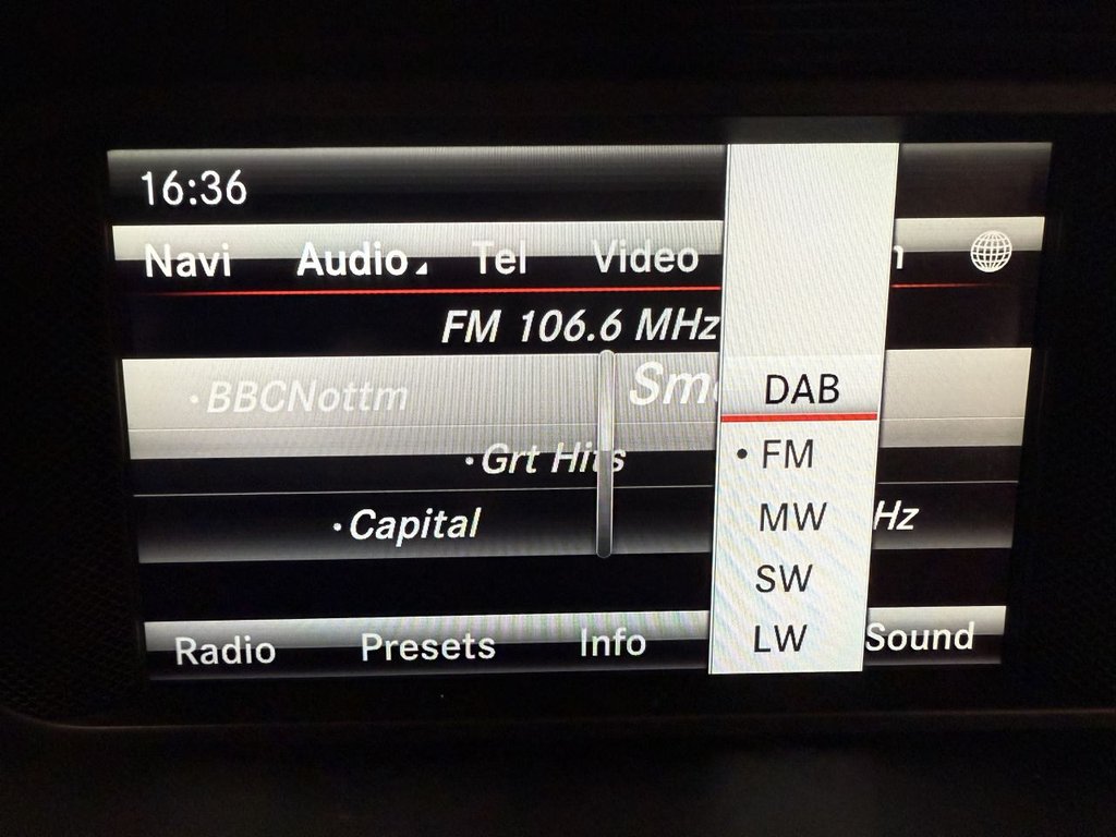 Used Mercedes-Benz C Class 2015 for sale - 76266616: Photo 28