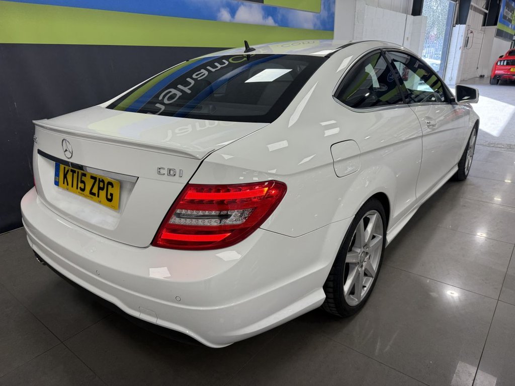 Used Mercedes-Benz C Class 2015 for sale - 76266616: Photo 7